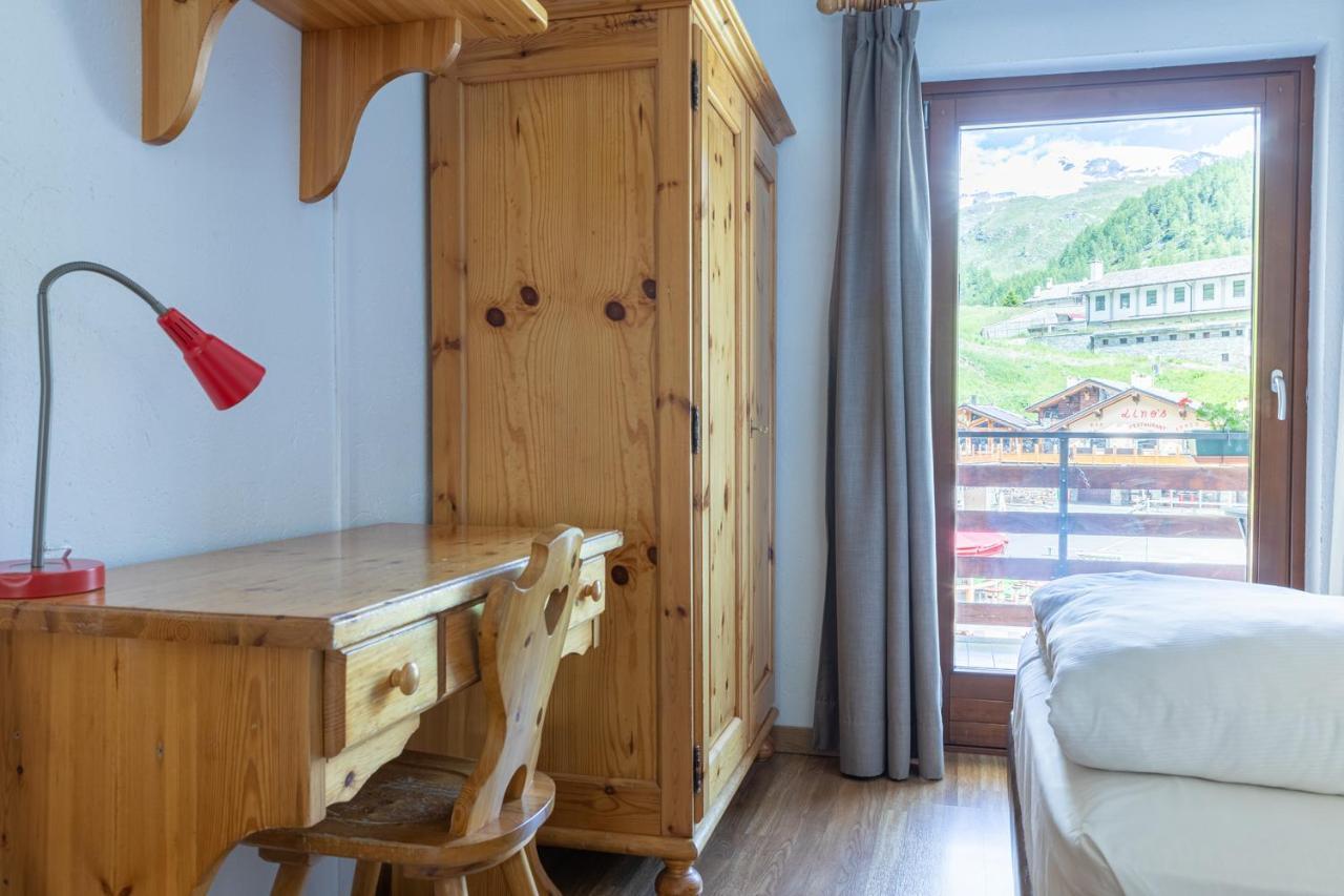 Hotel Meuble' Joli Breuil-Cervinia Luaran gambar